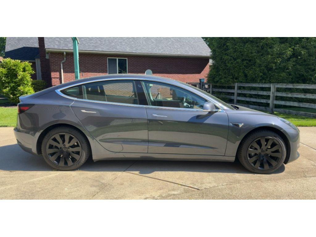 tesla model 3 2019 5YJ3E1EB3KF209624 image tesla model 3 2019 5YJ3E1EB3KF209624 image